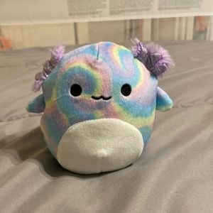 4” Delphine Squishmallow Capsule